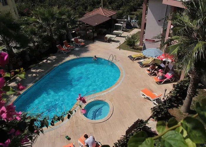 Minta Lägenhetshotell Dalyan